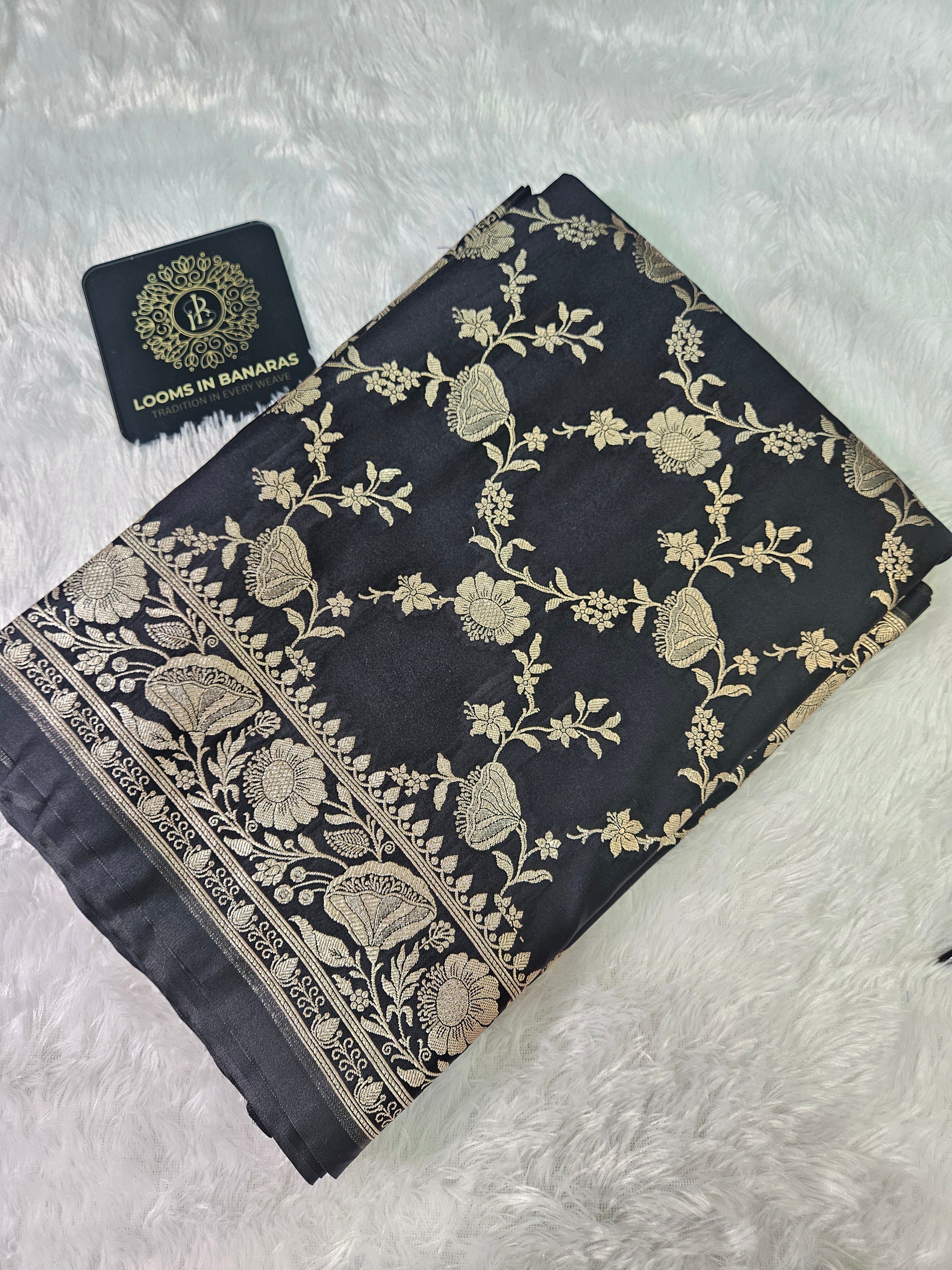Banarasi Black Mashru Silk Banarasi Border Jaal Saree
