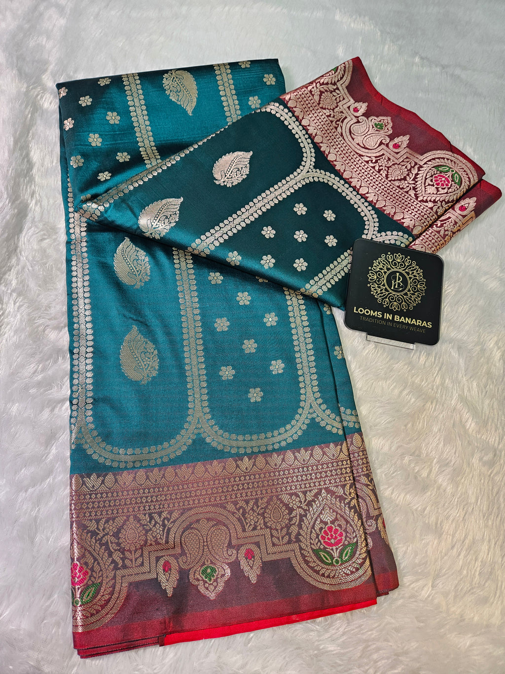 Rama Green and Red Contrast Banarasi Silk Jaal Zari Border Saree