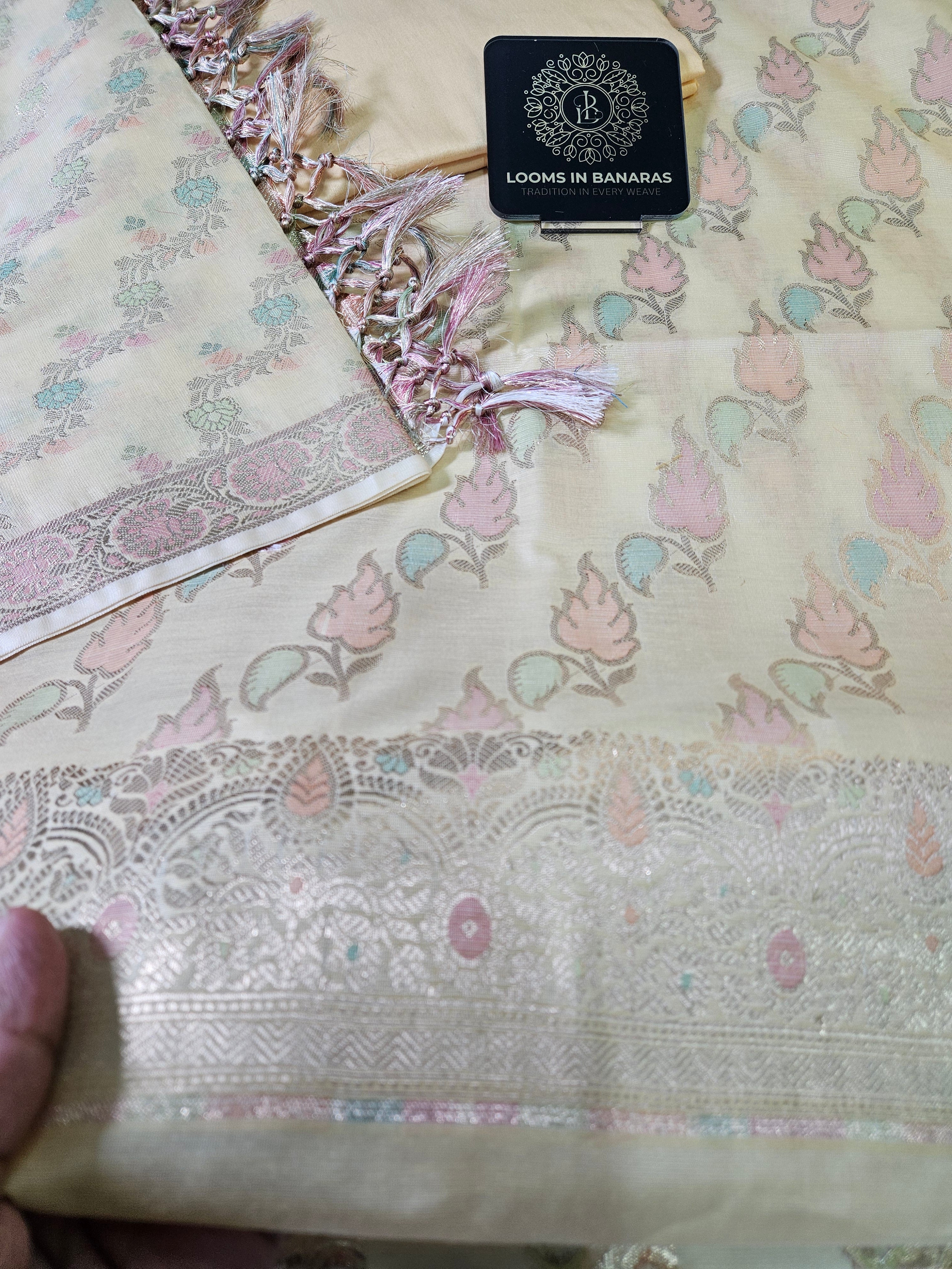Lemon Rangkaat Weaving Mina Banarasi Silk Suit