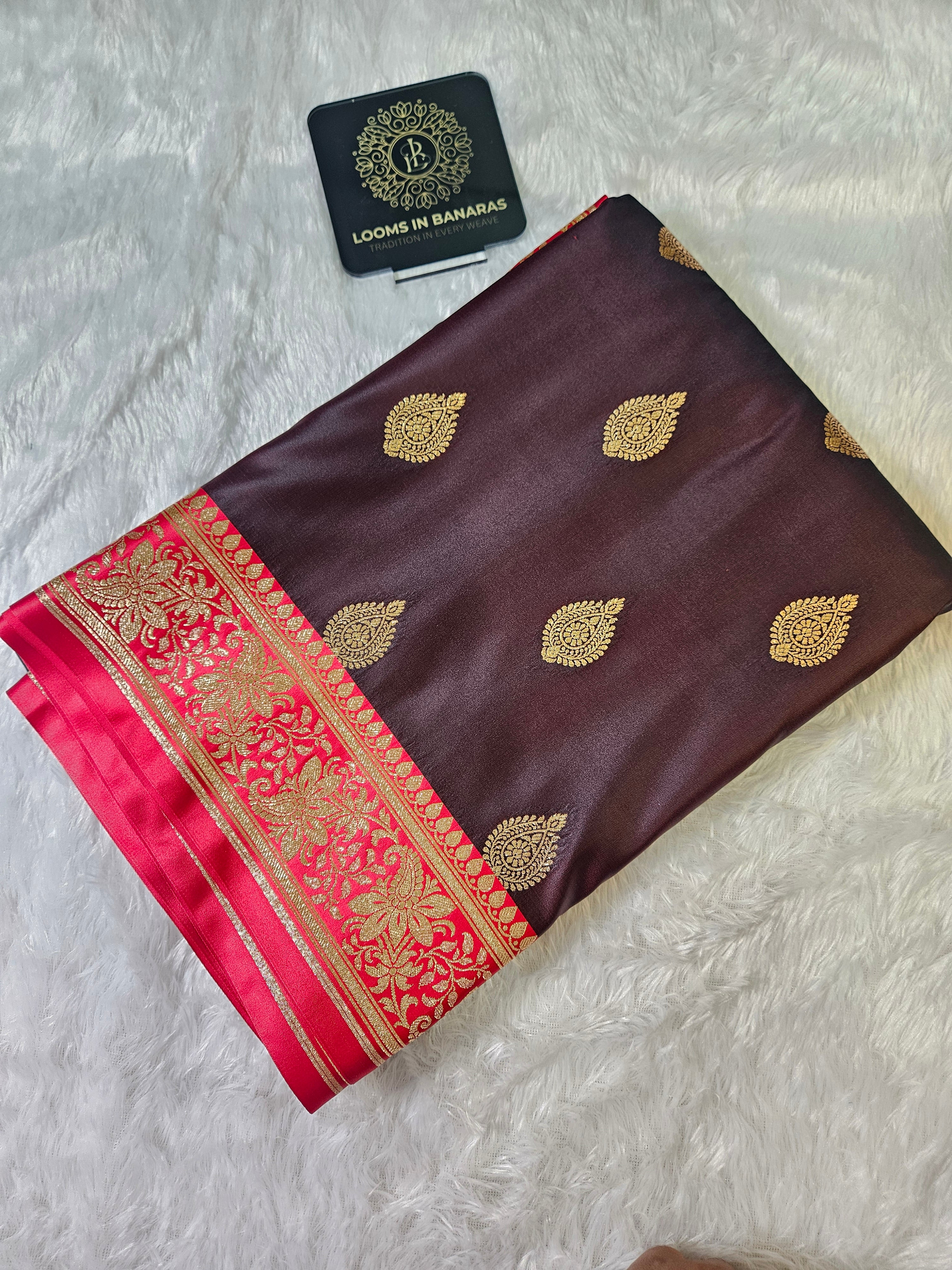 Banarasi Burgundy and Red Contrast Mashru Silk Banarasi Border Booti Saree